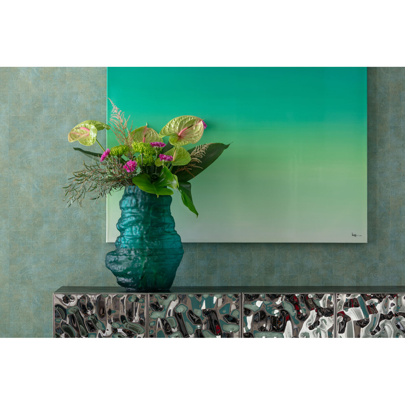 KARE-56159-master-mood-c-1400x1400