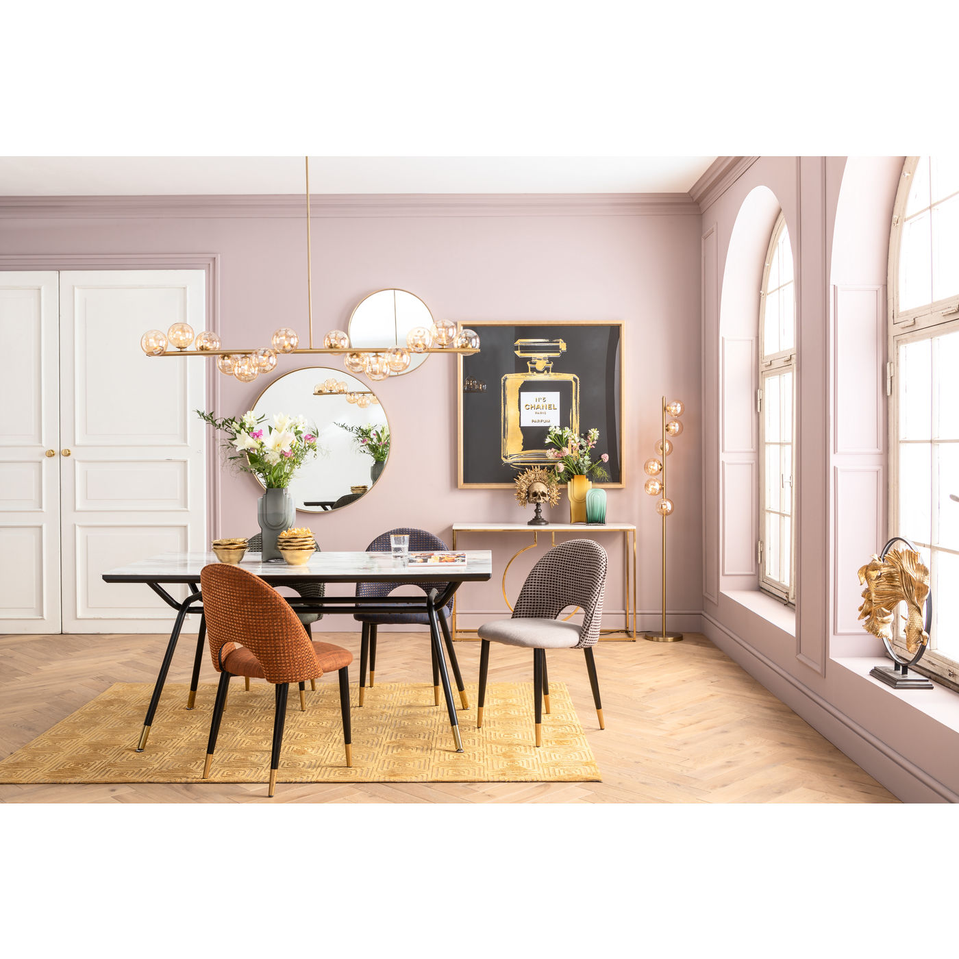 KARE-83851-master-mood-c-1400x1400