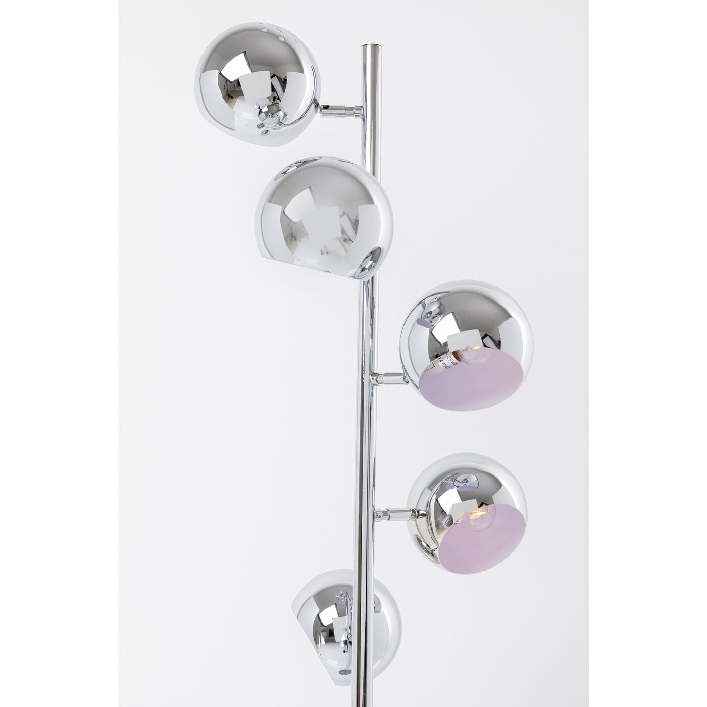 KARE-38311-detail-a-1400x14007QDsSyO9hHZsk