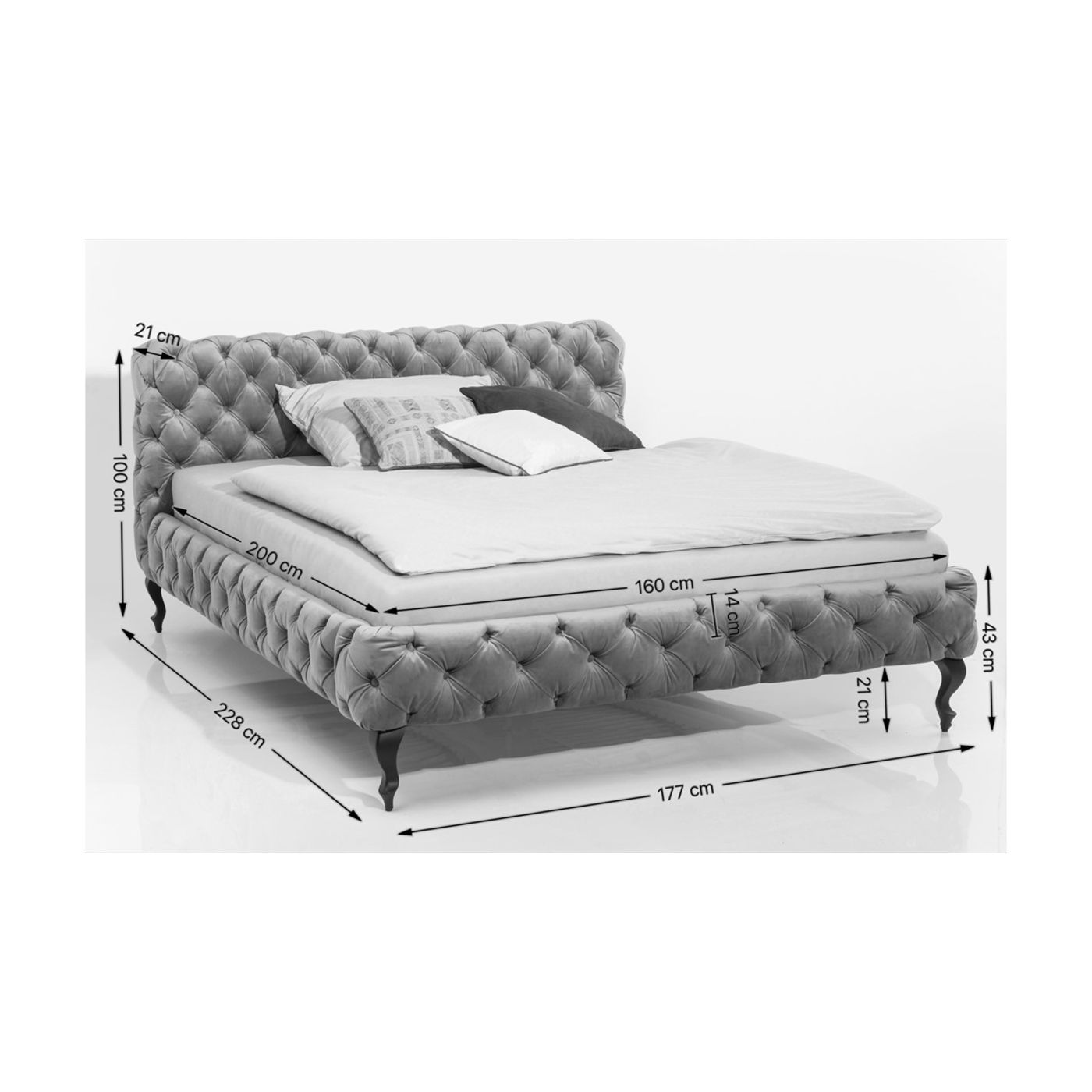 KARE-83432-master-m-1400x1400