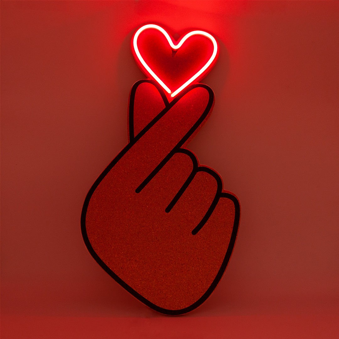 LED Corkboard - Finger Heart